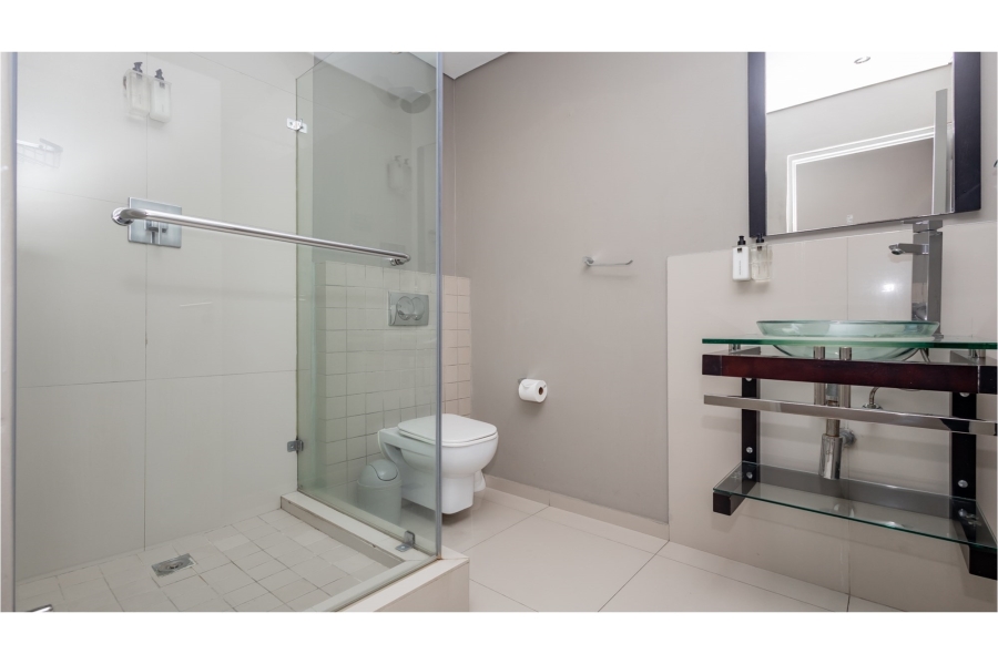 2 Bedroom Property for Sale in Bloubergstrand Western Cape